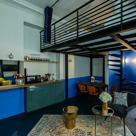 Luxury 2 Bedroom With Ac - Louvre Apartmán *